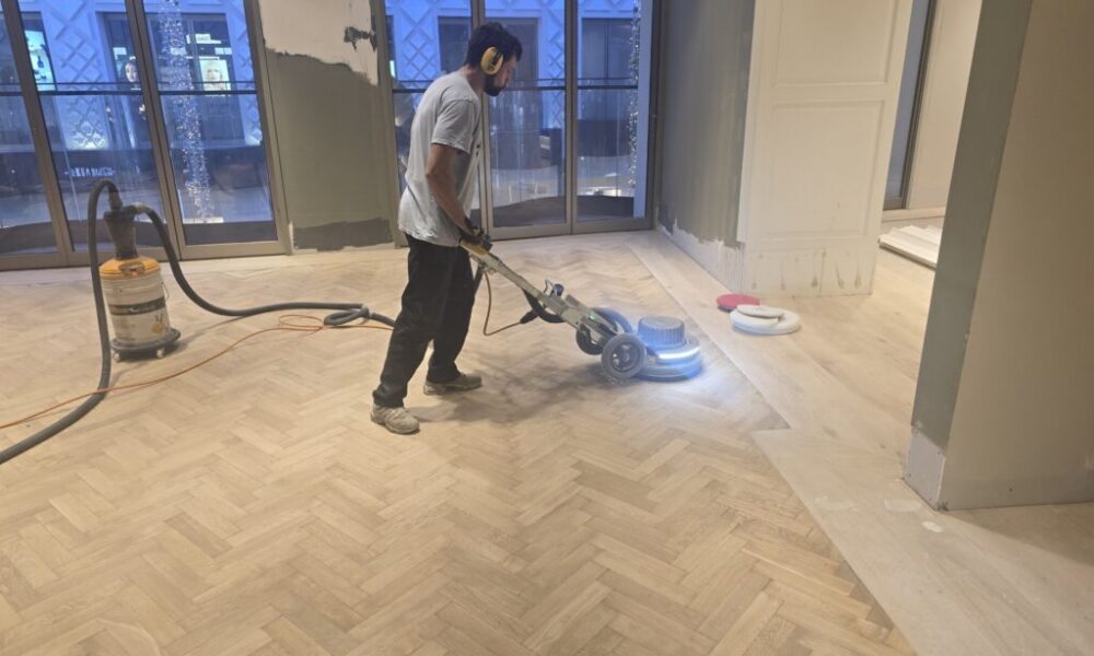 Sanding Experts1 Sanding Experts1